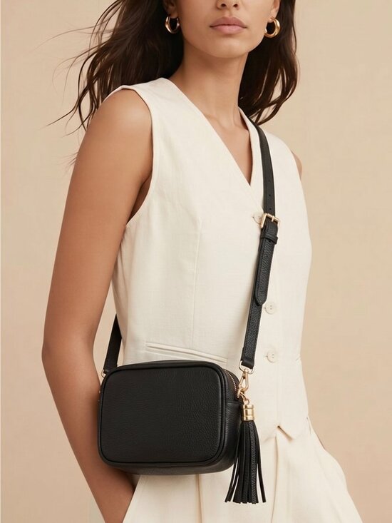 Borse in Pelle Handbags - Borse in Pelle Italian Leather Crossbody Camera Bag Black Tassel Preppy